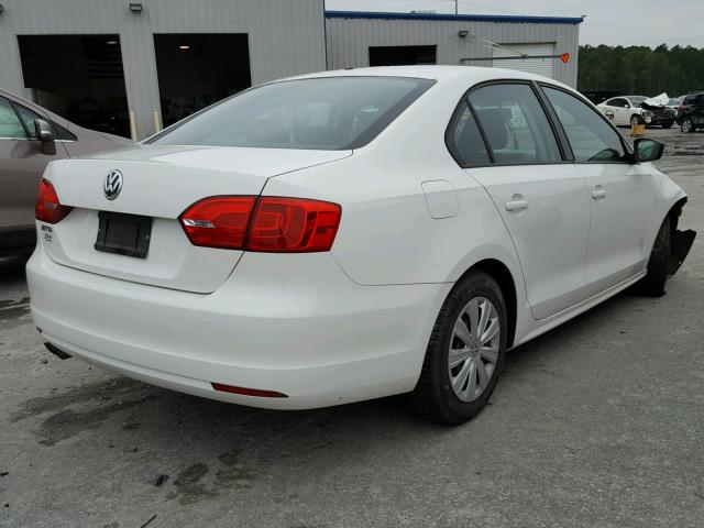 3VW1K7AJ9EM386286 - 2014 VOLKSWAGEN JETTA BASE WHITE photo 4