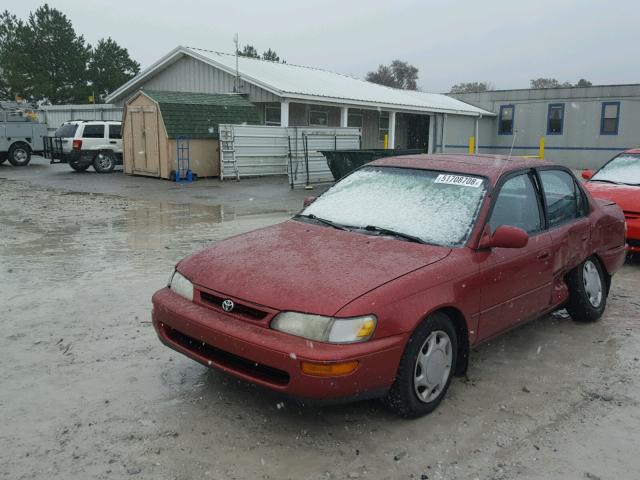 1NXBB02E6VZ637529 - 1997 TOYOTA COROLLA DX RED photo 2