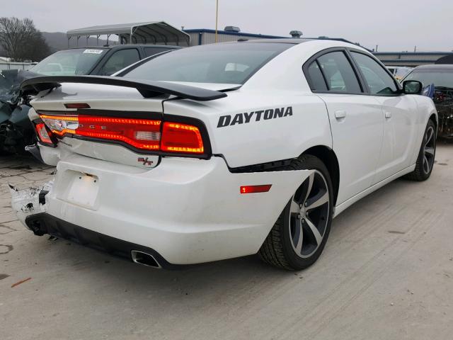 2C3CDXCT7DH677908 - 2013 DODGE CHARGER R/ WHITE photo 4