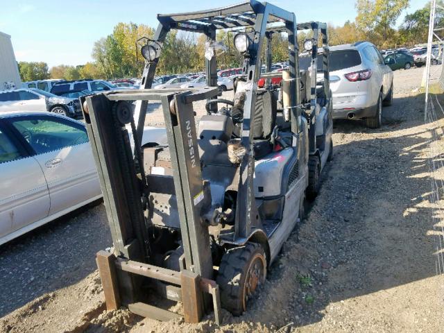CP1F29W0144 - 2012 NISSAN FORKLIFT SILVER photo 2