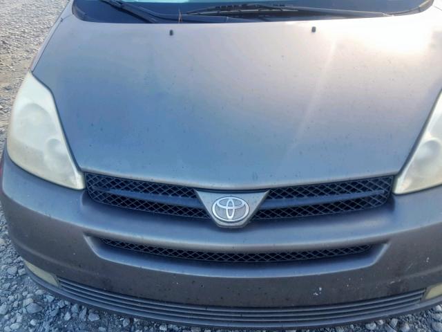 5TDZA22C95S228204 - 2005 TOYOTA SIENNA XLE GRAY photo 7