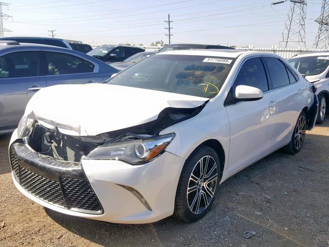 4T1BF1FK7GU502668 - 2016 TOYOTA CAMRY LE WHITE photo 2