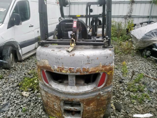 CP1F29P6125 - 2010 NISSAN FORKLIFT SILVER photo 6