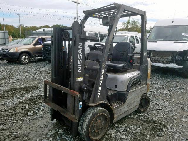 CP1F29P6181 - 2010 NISSAN FORKLIFT SILVER photo 2