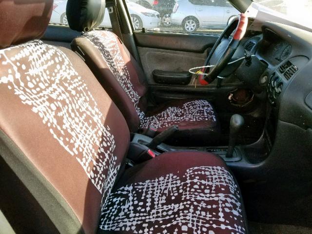 1Y1SK5262SZ038454 - 1995 GEO PRIZM BASE RED photo 5