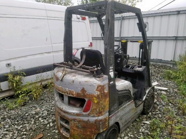 CP1F29P6299 - 2010 NISSAN FORKLIFT SILVER photo 4