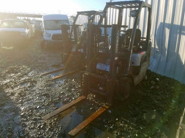 CP1F29P6593 - 2010 NISSAN FORKLIFT GRAY photo 2