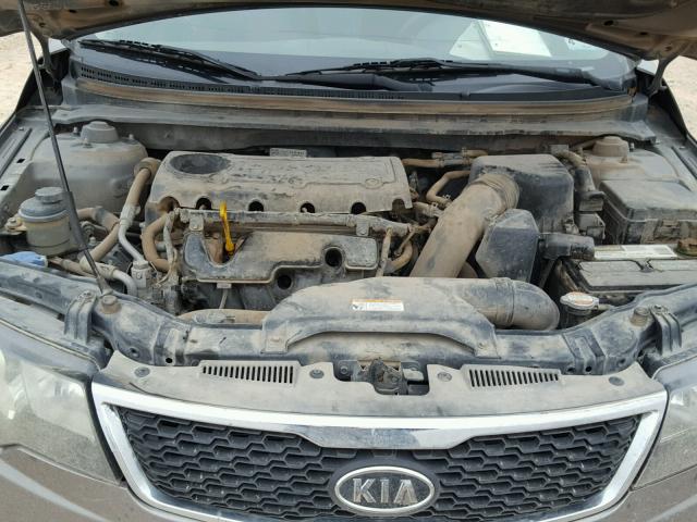 KNAFU4A28C5590409 - 2012 KIA FORTE EX GRAY photo 7