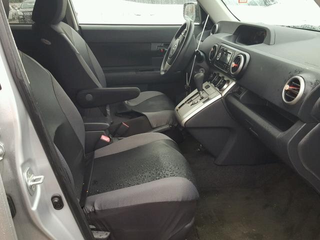 JTLKE50E791089368 - 2009 TOYOTA SCION XB Gümüş foto 5
