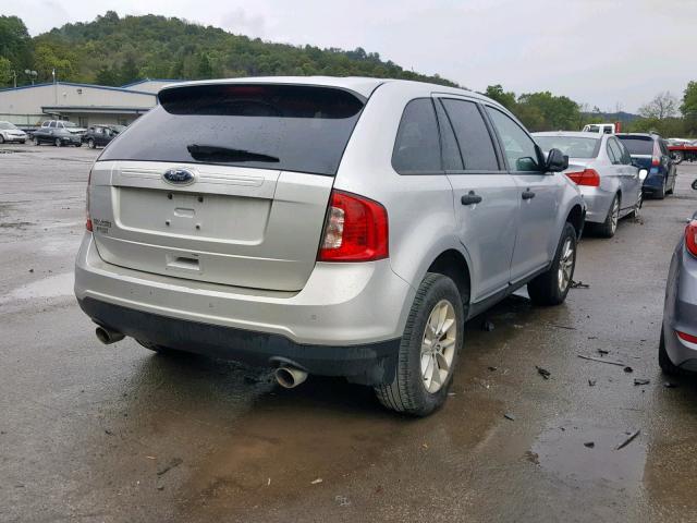 2FMDK3GC4DBC57627 - 2013 FORD EDGE SE SILVER photo 4