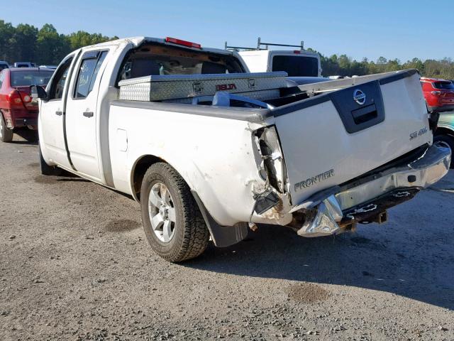 1N6AD0FV8AC417133 - 2010 NISSAN FRONTIER C WHITE photo 3