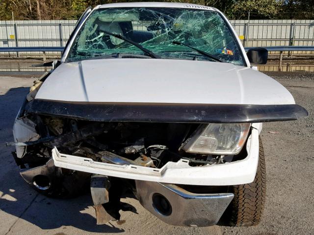 1N6AD0FV8AC417133 - 2010 NISSAN FRONTIER C WHITE photo 9