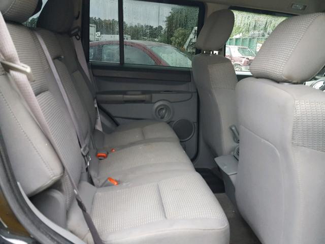 1J8HH48N36C175863 - 2006 JEEP COMMANDER BLACK photo 6