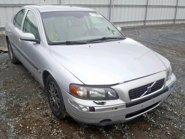 YV1RS61T442343704 - 2004 VOLVO S60 SILVER photo 1