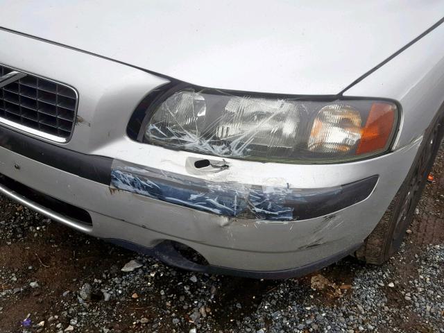 YV1RS61T442343704 - 2004 VOLVO S60 SILVER photo 9