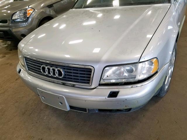 WAUBG74D3WN005275 - 1998 AUDI A8 QUATTRO SILVER photo 9