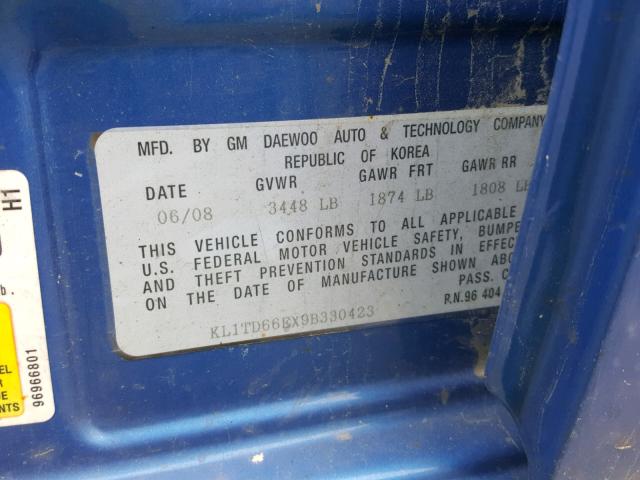 KL1TD66EX9B330423 - 2009 CHEVROLET AVEO LS BLUE photo 10