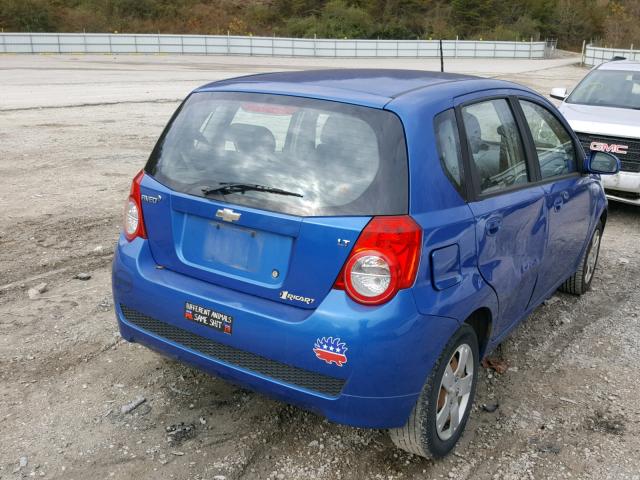 KL1TD66EX9B330423 - 2009 CHEVROLET AVEO LS BLUE photo 4