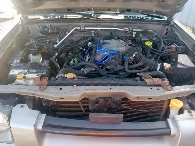 1N6ED27Y62C362978 - 2002 NISSAN FRONTIER C SILVER photo 7