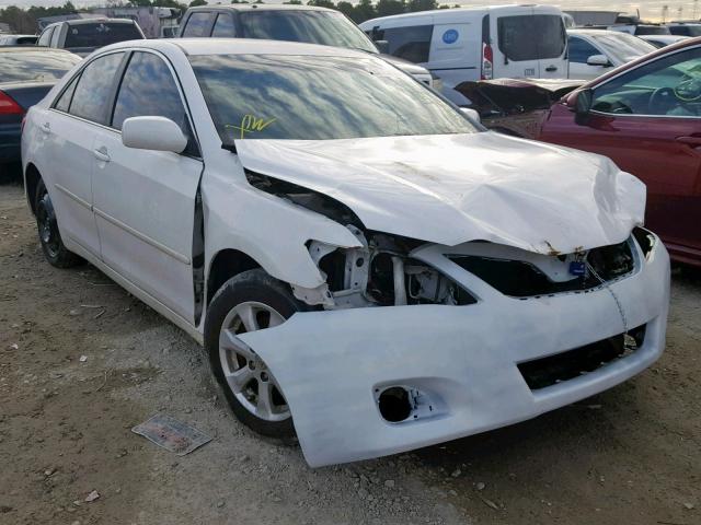 4T4BF3EKXBR178532 - 2011 TOYOTA CAMRY BASE 白色 照片 1