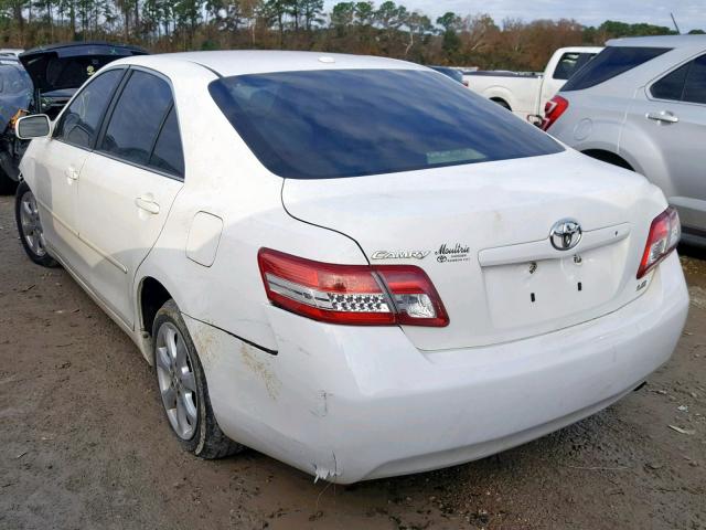 4T4BF3EKXBR178532 - 2011 TOYOTA CAMRY BASE 白色 照片 3