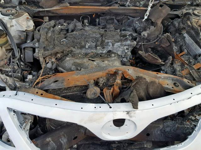 4T4BF3EKXBR178532 - 2011 TOYOTA CAMRY BASE 白色 照片 7