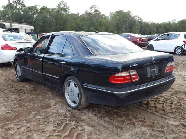 WDBJF65J2YB101496 - 2000 MERCEDES-BENZ E 320 BLACK photo 3