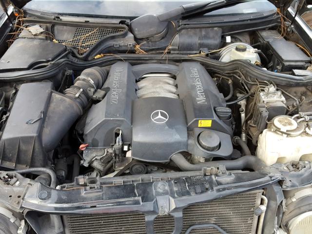 WDBJF65J2YB101496 - 2000 MERCEDES-BENZ E 320 BLACK photo 7