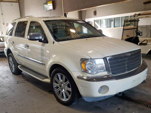 1A8HW58238F119232 - 2008 CHRYSLER ASPEN LIMI WHITE photo 1