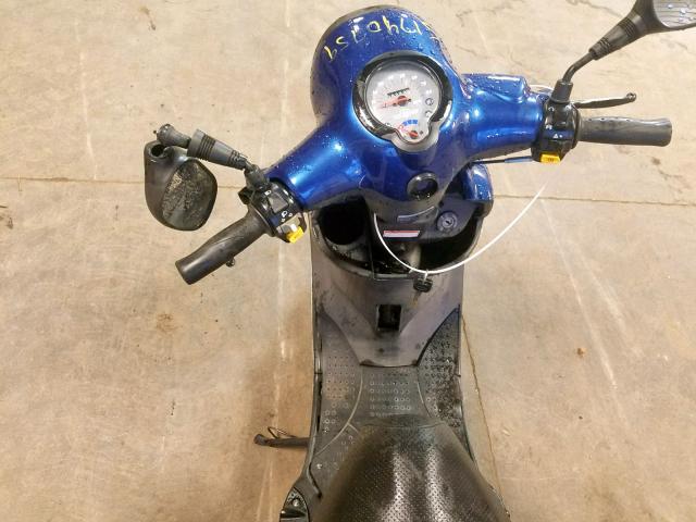 RFVPAC209C1011819 - 2012 GENUINE SCOOTER CO. BUDDY 125 BLUE photo 5