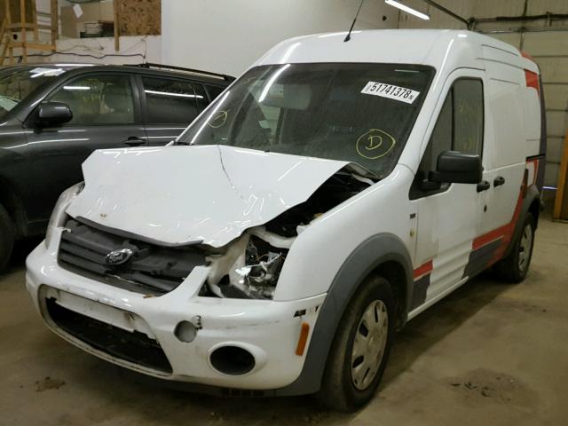 NM0LS7DN6DT164229 - 2013 FORD TRANSIT CO WHITE photo 2