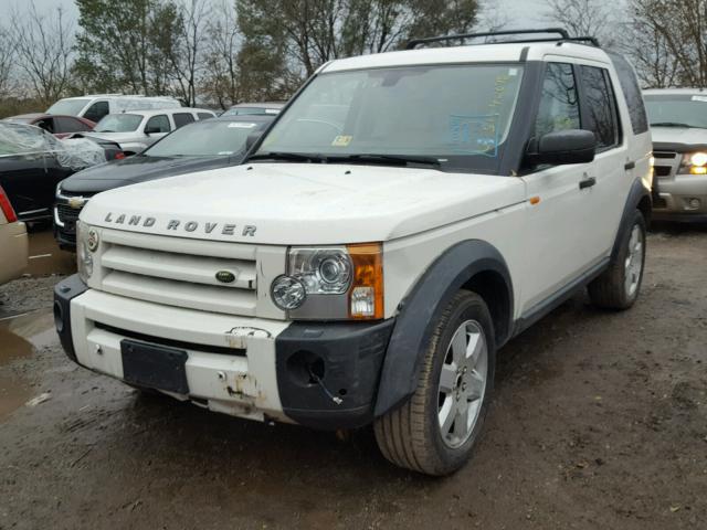 SALAG25408A467165 - 2008 LAND ROVER LR3 HSE WHITE photo 2