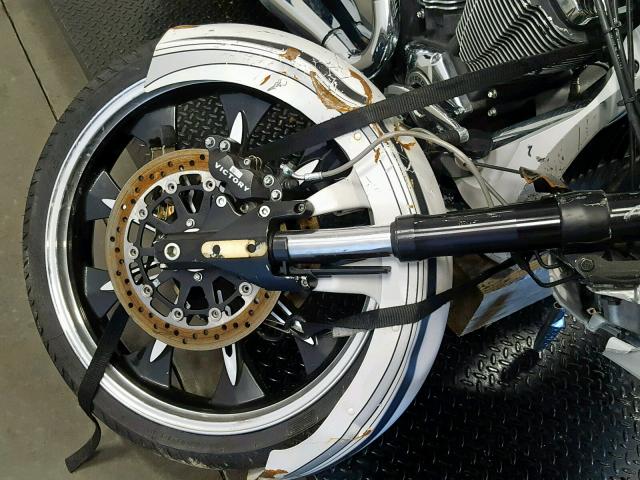 5VPYW36N8G3055943 - 2016 VICTORY MOTORCYCLES MAGNUM WHITE photo 10