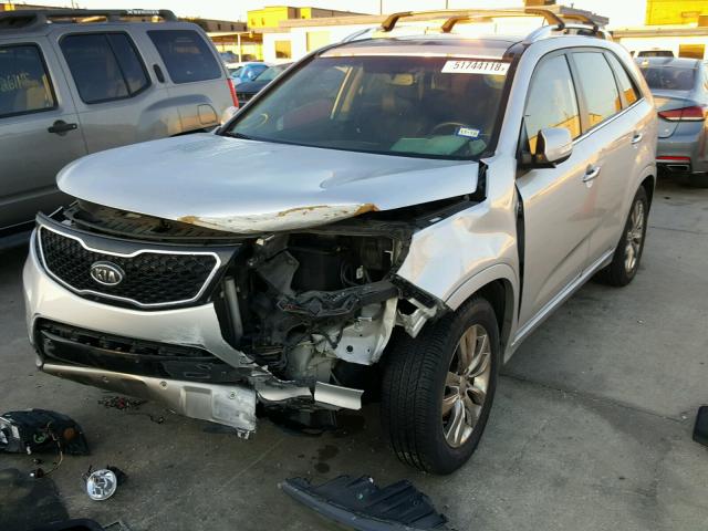 5XYKW4A22CG185455 - 2012 KIA SORENTO SX SILVER photo 2