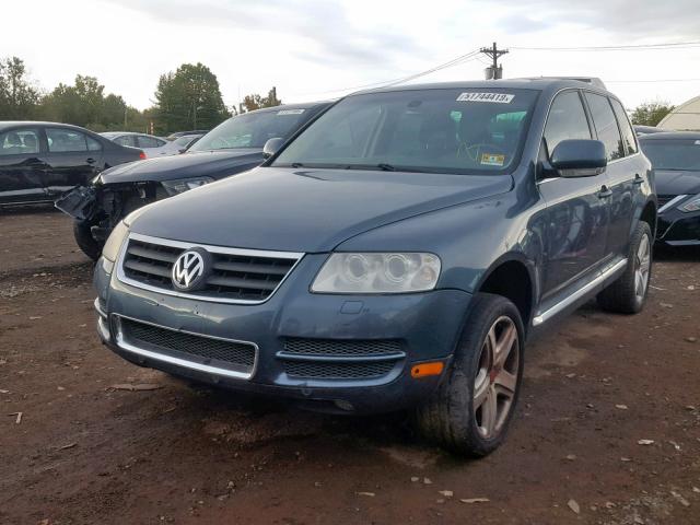 WVGZM77L66D023817 - 2006 VOLKSWAGEN TOUAREG 4. GRAY photo 2