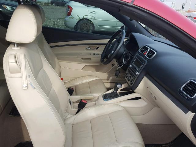 WVWFA71F77V035473 - 2007 VOLKSWAGEN EOS 2.0T L RED photo 5