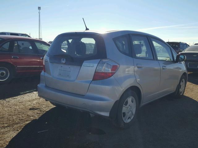 JHMGE8H37DC076752 - 2013 HONDA FIT SILVER photo 4