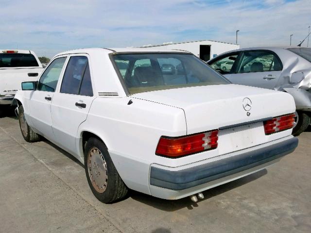 WDBDA29D0PG081260 - 1993 MERCEDES-BENZ 190 E 2.6 WHITE photo 3