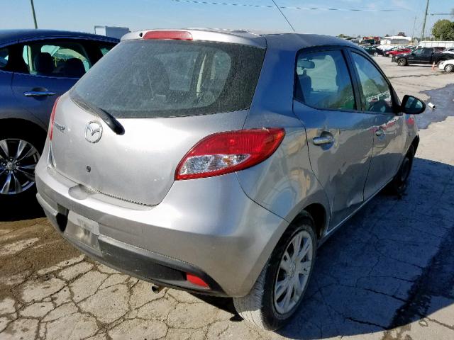 JM1DE1KY0D0163765 - 2013 MAZDA MAZDA2 SILVER photo 4