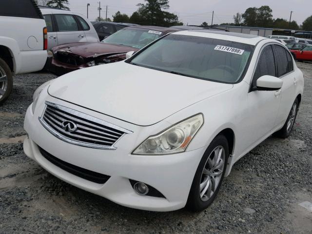 JN1CV6AR2AM251629 - 2010 INFINITI G37 WHITE photo 2