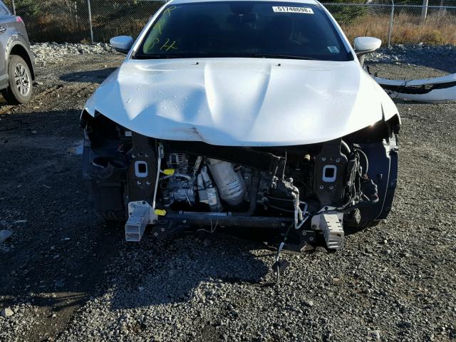 1C3CCCFB4FN749415 - 2015 CHRYSLER 200 LX WHITE photo 9