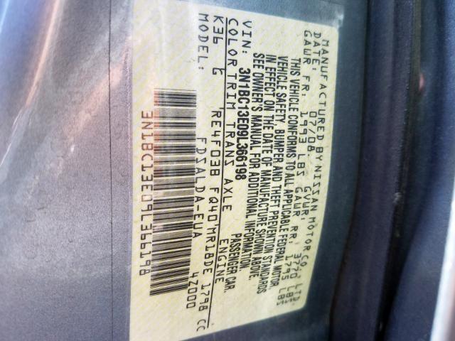 3N1BC13E09L366198 - 2009 NISSAN VERSA S SILVER photo 10