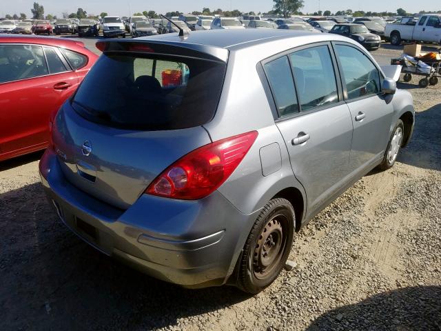 3N1BC13E09L366198 - 2009 NISSAN VERSA S SILVER photo 4