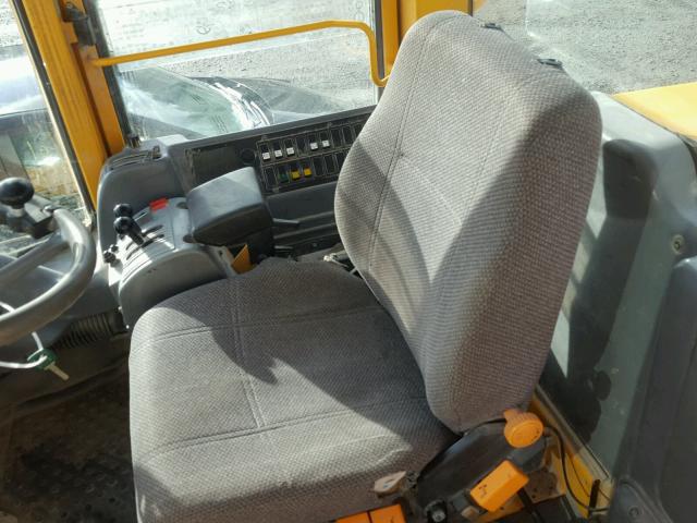 L90DV64614 - 2001 VOLVO L90D YELLOW photo 6