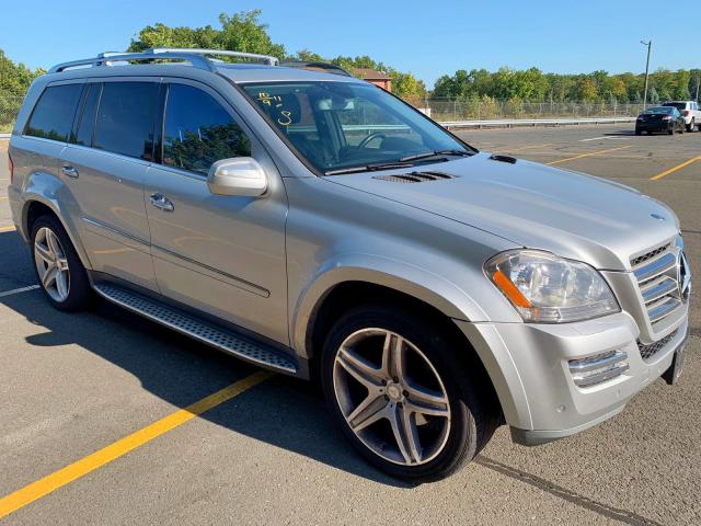 4JGBF8GE0AA589484 - 2010 MERCEDES-BENZ GL 550 4MA SILVER photo 1