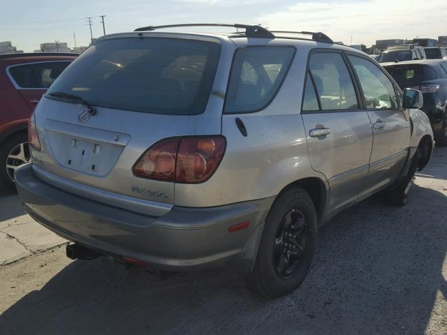 JT6GF10U8Y0070841 - 2000 LEXUS RX 300 GRAY photo 4