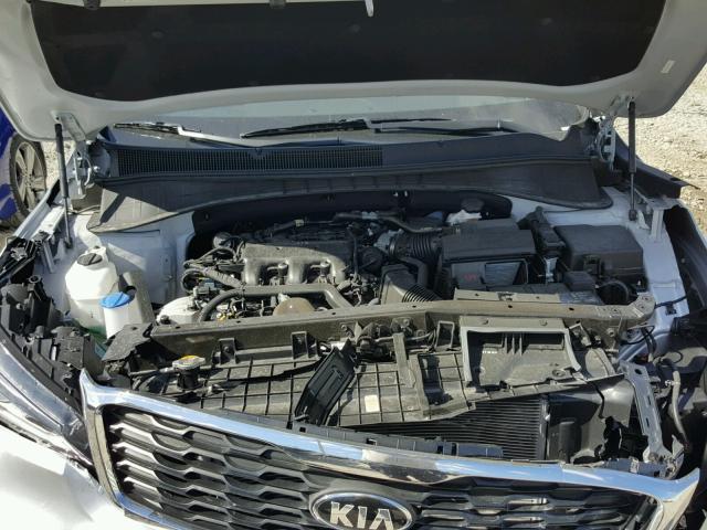 5XYPG4A5XKG484171 - 2019 KIA SORENTO LX SILVER photo 7