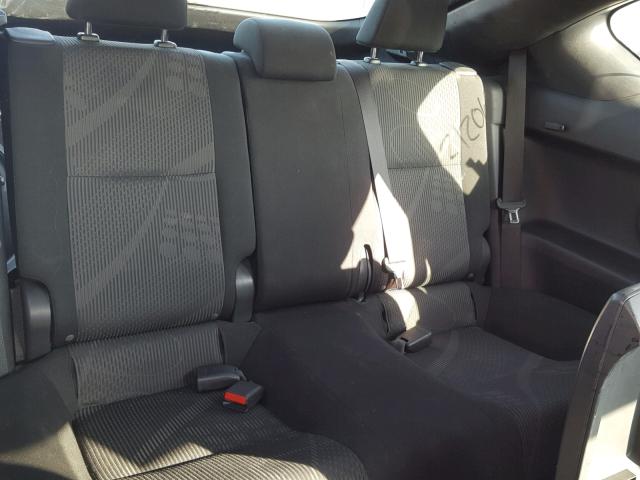 JTKJF5C73C3023552 - 2012 TOYOTA SCION TC 白色 照片 6