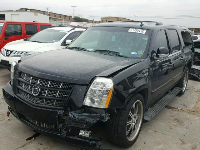 1GYS3JEF7DR120215 - 2013 CADILLAC ESCALADE E BLACK photo 2