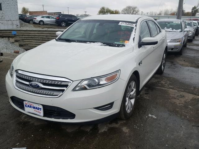 1FAHP2HW8BG106540 - 2011 FORD TAURUS SEL WHITE photo 2